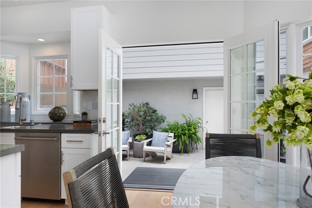 Detail Gallery Image 41 of 47 For 608 Acacia Ave, Corona Del Mar,  CA 92625 - 3 Beds | 3 Baths