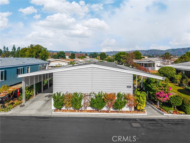 Detail Gallery Image 4 of 40 For 2251 Lake Glen Dr, La Habra,  CA 90631 - 3 Beds | 2 Baths