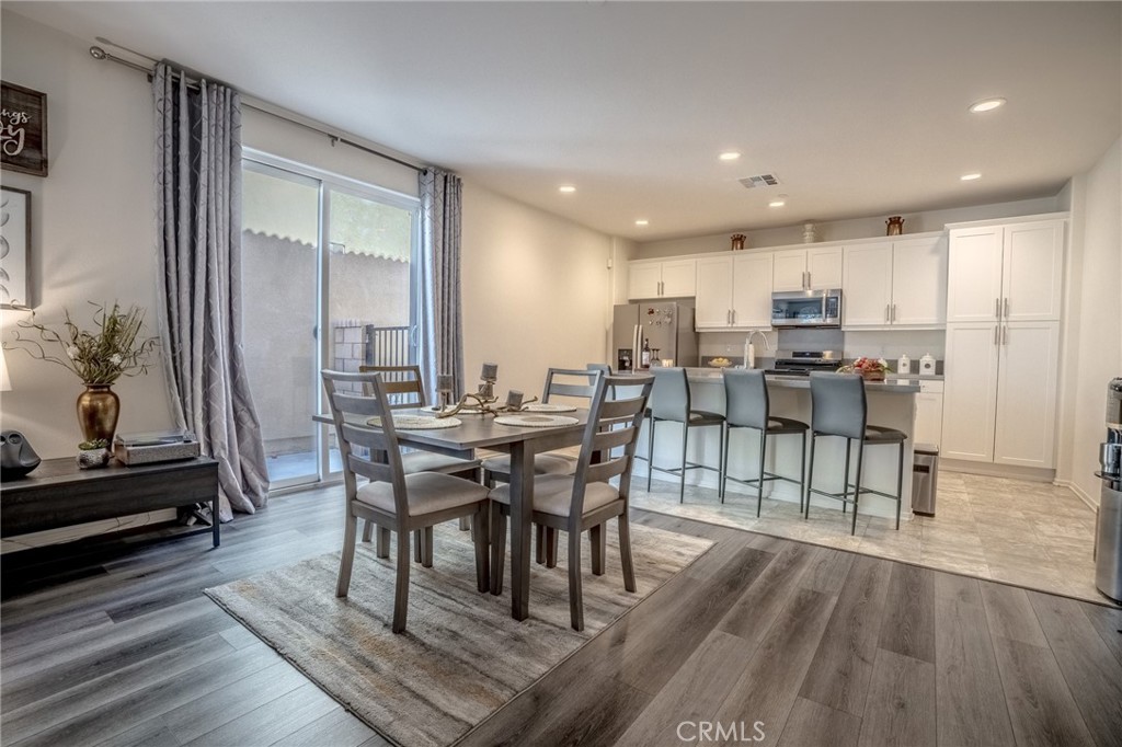 MLS #CV25196360 image #10