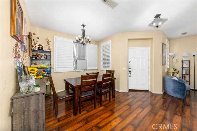 Detail Gallery Image 11 of 34 For 2627 S Carl Pl, San Bernardino,  CA 92408 - 4 Beds | 2/1 Baths