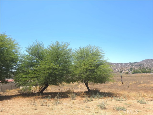 35075 Firecat Road, Hemet CA: https://media.crmls.org/medias/e267d19a-80c3-48d5-9286-11a0d7aac8bb.jpg