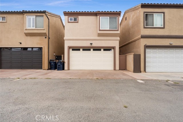 Detail Gallery Image 45 of 54 For 122 9th Street, Huntington Beach,  CA 92648 - 3 Beds | 3/2 Baths