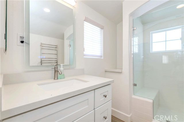 58 Paisley Place, Irvine CA: https://media.crmls.org/medias/e2685ab5-bff8-4edb-80a6-8b3dad6ab4fc.jpg