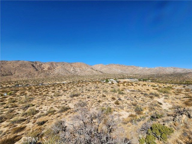 Detail Gallery Image 3 of 19 For 29 Palms Hwy, Morongo Valley,  CA 92256 - – Beds | – Baths