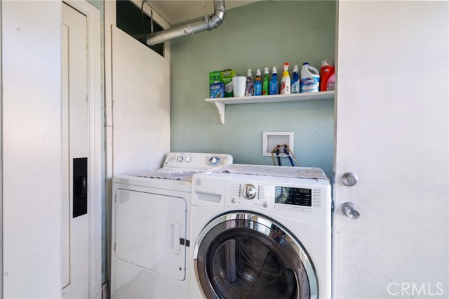 1337 W Gage Avenue, Los Angeles CA: https://media.crmls.org/medias/e268a2f8-09b6-4e5f-9e0e-a94287b150d5.jpg