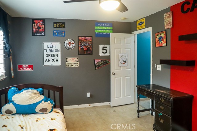 Detail Gallery Image 15 of 31 For 33478 Spreading Oak Ln, Auberry,  CA 93602 - 4 Beds | 3 Baths