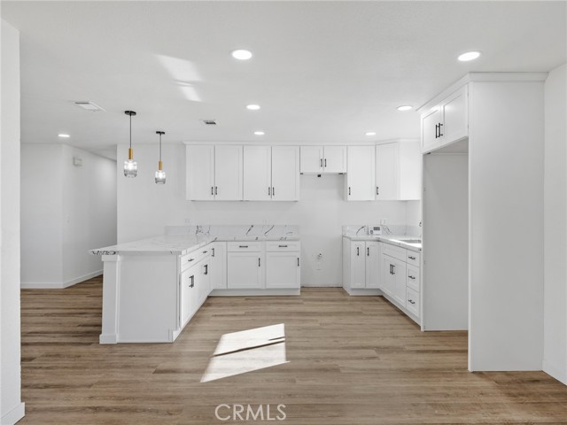 Detail Gallery Image 15 of 34 For 21225 Lone Eagle, Apple Valley,  CA 92308 - 6 Beds | 2 Baths