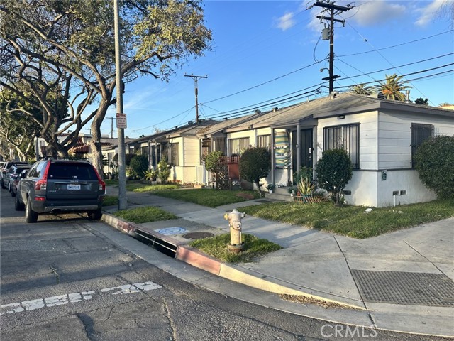 2100 Pine Avenue, Long Beach, California 90806, ,Multi-Family,For Sale,Pine,DW24050201