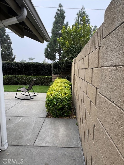 Detail Gallery Image 6 of 37 For 18211 Devonwood, Fountain Valley,  CA 92708 - 3 Beds | 2 Baths