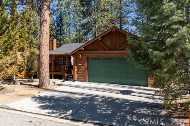 Detail Gallery Image 5 of 52 For 261 Crater Lake, Big Bear Lake,  CA 92315 - 3 Beds | 2 Baths