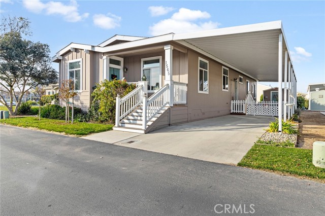 1565 Queen Way, Livingston CA: https://media.crmls.org/medias/e26ba2c1-5de2-4401-9fd0-9ea01acf764b.jpg