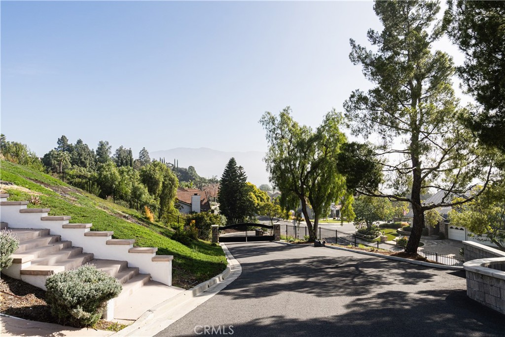 MLS #OC26179476 image #2