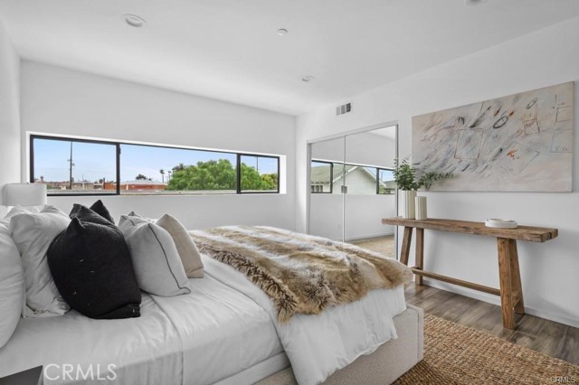 Detail Gallery Image 8 of 25 For 4136 1/2 Normal Ave #1/2,  Los Angeles,  CA 90029 - 2 Beds | 2 Baths