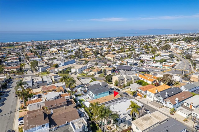 1124 11th Street, Hermosa Beach, California 90254, 3 Bedrooms Bedrooms, ,2 BathroomsBathrooms,Residential,Sold,11th,SB23029255