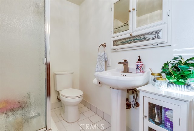 Detail Gallery Image 46 of 74 For 2815 E 5th St, Long Beach,  CA 90814 - 3 Beds | 2 Baths