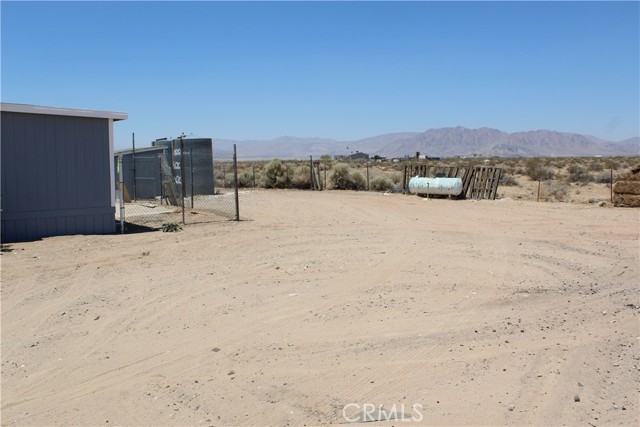 Detail Gallery Image 12 of 18 For 15030 Fairlane Rd, Lucerne Valley,  CA 92356 - 3 Beds | 2 Baths