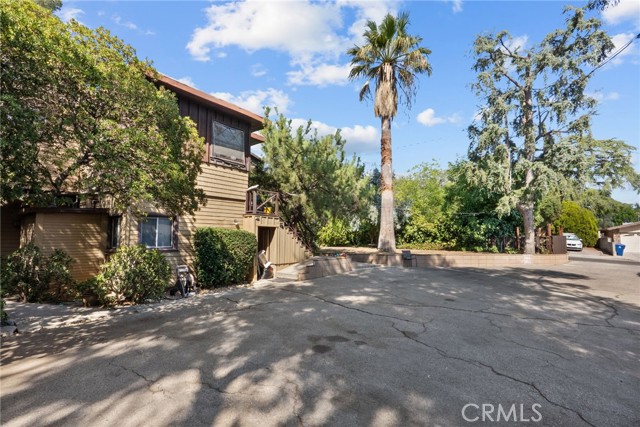 10025 Covert Avenue, Tujunga CA: https://media.crmls.org/medias/e26d9681-dfe5-4eec-889f-d489fcc55452.jpg