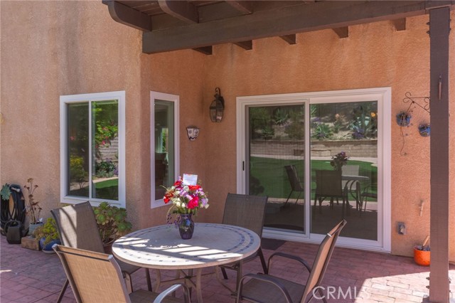 15535 Mallory Court, Moorpark CA: https://media.crmls.org/medias/e26dd401-96ae-4fac-a94c-6b2c336f49cd.jpg