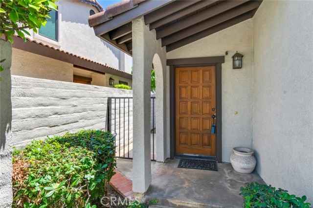 Detail Gallery Image 2 of 29 For 2209 E Badillo St, Covina,  CA 91724 - 3 Beds | 3 Baths