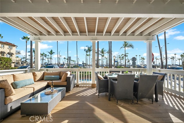 Detail Gallery Image 54 of 56 For 700 E Oceanfront, Newport Beach,  CA 92661 - – Beds | – Baths