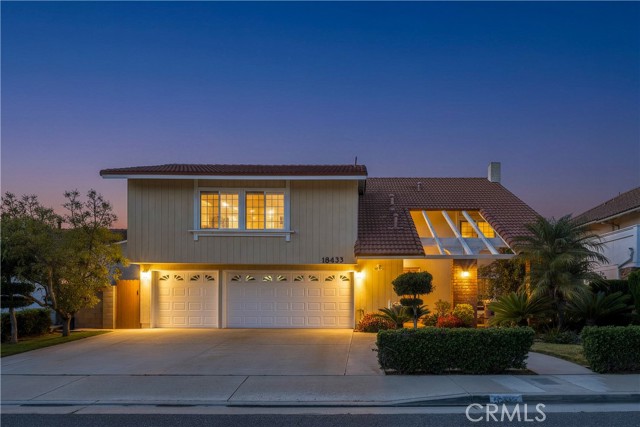 Detail Gallery Image 2 of 58 For 18433 Santa Belinda, Fountain Valley,  CA 92708 - 5 Beds | 3/1 Baths
