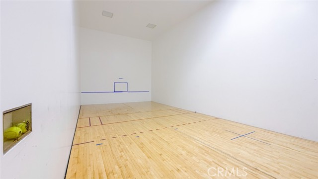 Detail Gallery Image 55 of 59 For 2563 Plaza Del Amo #204,  Torrance,  CA 90503 - 2 Beds | 2 Baths