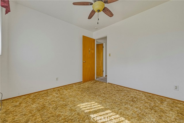 Image 37 of 46 For 8136 Walnut Avenue