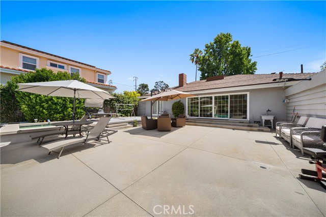1025 S 2nd Avenue, Arcadia CA: https://media.crmls.org/medias/e2701b92-d308-4b96-8389-0e860be7d41d.jpg