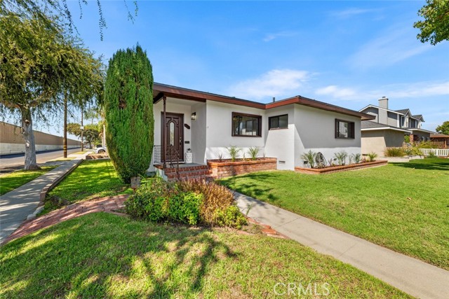 Detail Gallery Image 5 of 41 For 2279 Carfax Ave, Long Beach,  CA 90815 - 3 Beds | 1 Baths