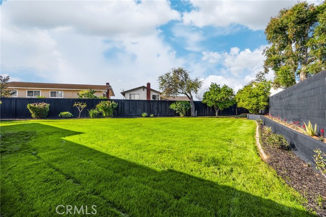 4041 Bycroft, Yorba Linda CA: https://media.crmls.org/medias/e270857c-6a83-4457-86f4-8de49f25230a.jpg