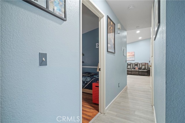 Detail Gallery Image 15 of 34 For 15634 via Cartagena, Hesperia,  CA 92345 - 3 Beds | 2 Baths