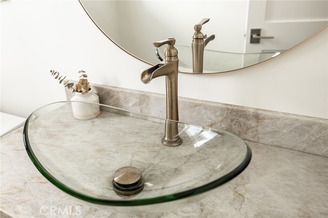 550 Helberta Avenue, Redondo Beach, California 90277, 5 Bedrooms Bedrooms, ,3 BathroomsBathrooms,Residential,Sold,Helberta,SB21204332