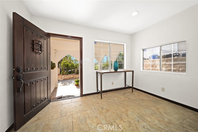 10730 Radwin Avenue photo 4