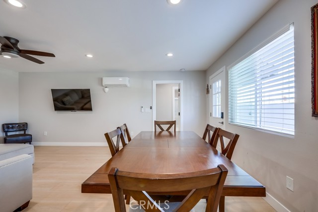 824 S Dune Street, Anaheim CA: https://media.crmls.org/medias/e2723248-13f6-42fb-9d2b-cc883ea10290.jpg