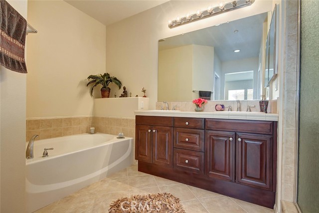 Detail Gallery Image 21 of 44 For 99 Reunion, Irvine,  CA 92603 - 2 Beds | 2 Baths