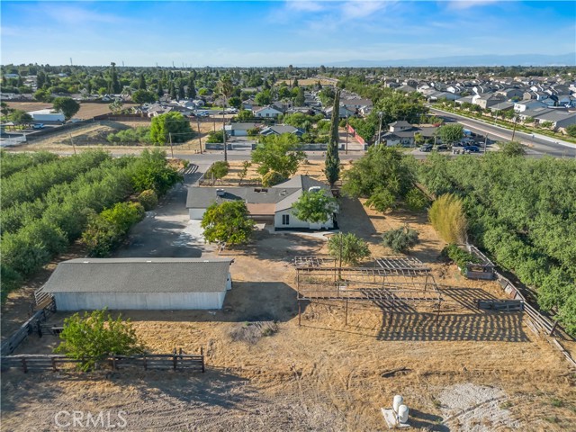 Detail Gallery Image 55 of 66 For 5527 W Olive Ave, Fresno,  CA 93722 - 4 Beds | 3/1 Baths