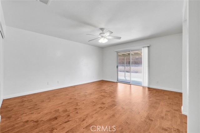 Detail Gallery Image 12 of 18 For 11719 Fern Pine, Victorville,  CA 92392 - 4 Beds | 2 Baths