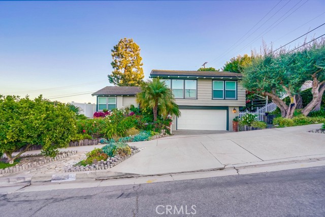 26766 Grayslake Road, Rancho Palos Verdes, California 90275, 4 Bedrooms Bedrooms, ,2 BathroomsBathrooms,Residential,Sold,Grayslake,SB21222464