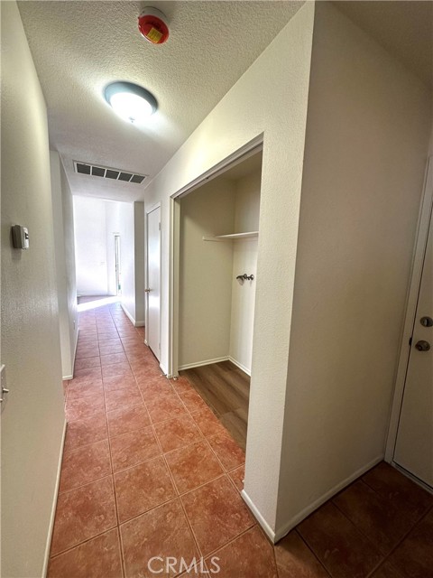 Detail Gallery Image 15 of 18 For 14096 Estate, Victorville,  CA 92394 - 3 Beds | 2 Baths