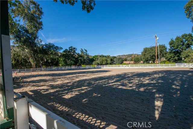 Detail Gallery Image 33 of 33 For 22050 Tulsa, Chatsworth,  CA 91311 - 2 Beds | 3 Baths