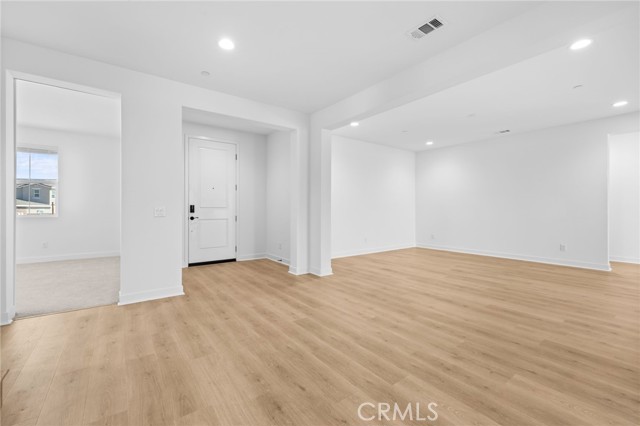 39660 Nicholas Court, Palmdale CA: https://media.crmls.org/medias/e275e927-e59a-416b-b63d-3021cb71889e.jpg