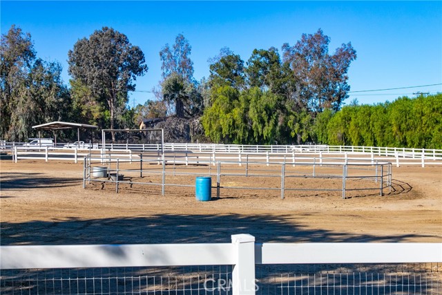 Detail Gallery Image 22 of 59 For 28915 San Timoteo Canyon Rd, Redlands,  CA 92373 - 4 Beds | 2 Baths