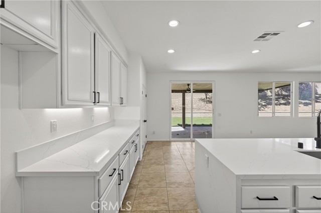 Detail Gallery Image 24 of 39 For 205 Logan, Beaumont,  CA 92223 - 5 Beds | 3 Baths