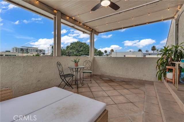 Detail Gallery Image 21 of 23 For 9005 Cynthia #317,  West Los Angeles,  CA 90069 - 2 Beds | 2 Baths