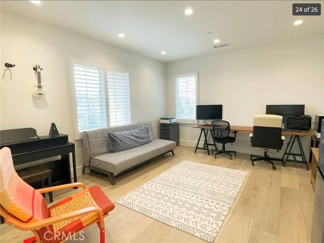 Detail Gallery Image 24 of 26 For 120 Statura, Irvine,  CA 92602 - 4 Beds | 4 Baths