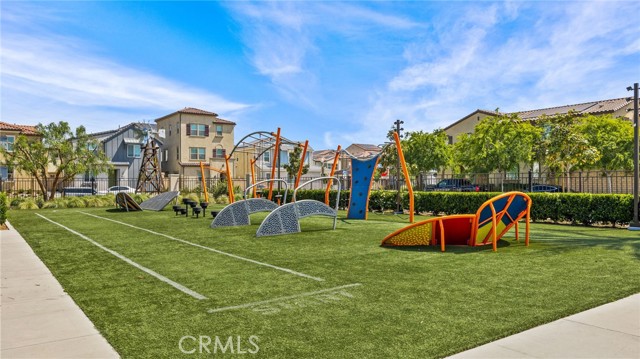 Detail Gallery Image 34 of 45 For 16164 Paddock, Chino,  CA 91708 - 3 Beds | 3/1 Baths