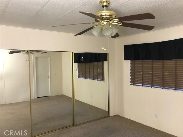 Detail Gallery Image 11 of 24 For 1555 Santa Susana Dr, Hemet,  CA 92543 - 2 Beds | 2 Baths