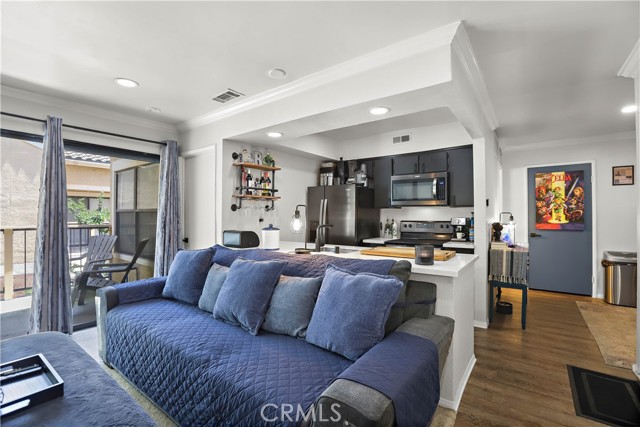 Detail Gallery Image 4 of 27 For 10655 Lemon Ave #2402,  Rancho Cucamonga,  CA 91737 - 1 Beds | 1 Baths