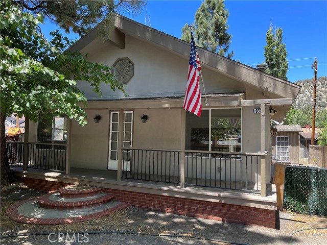 932 Edna St, Wrightwood, CA 92397