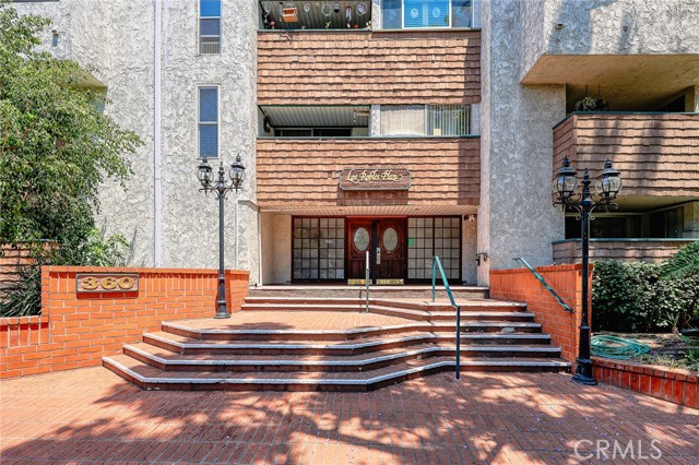 Detail Gallery Image 37 of 44 For 360 S Euclid Ave #219,  Pasadena,  CA 91101 - 2 Beds | 2 Baths